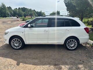 2011 Skoda Fabia II Рестайлинг, белый, 450000 рублей, вид 3