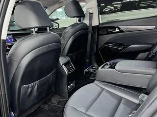 2020 Kia K7 YG (II) Рестайлинг, чёрный, 4000000 рублей, вид 1
