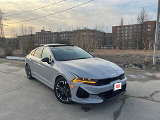 2021 Kia K5 III, серый, 2900000 рублей, вид 1