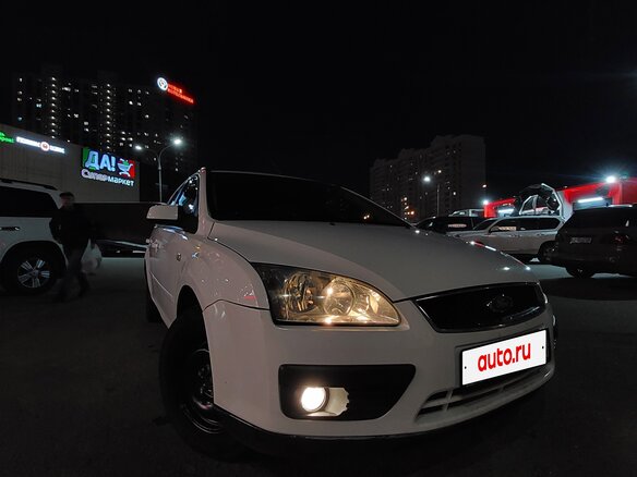 2005 Ford Focus II, белый, 410000 рублей - вид 4