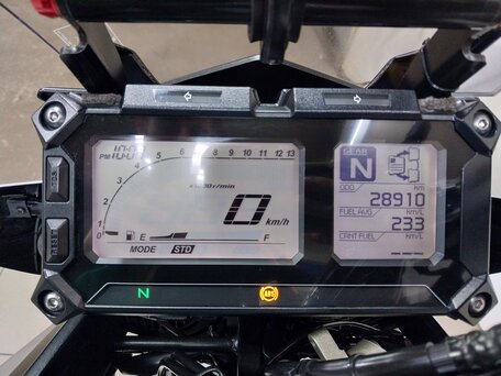 2015 Yamaha MT-09 Tracer (FJ-09), серый, 849000 рублей, вид 5