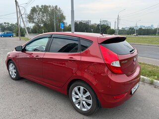 2012 Hyundai Solaris I, красный, 900000 рублей, вид 5