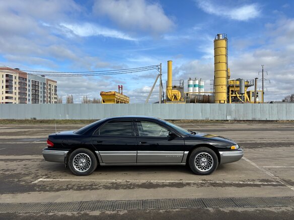 1993 Chrysler Concorde I, чёрный, 950000 рублей - вид 14