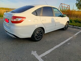 2019 Lada (ВАЗ) Granta I Рестайлинг, белый, 535000 рублей, вид 3