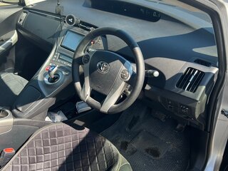 2015 Toyota Prius III Рестайлинг (XW30), серый, 1250000 рублей, вид 5