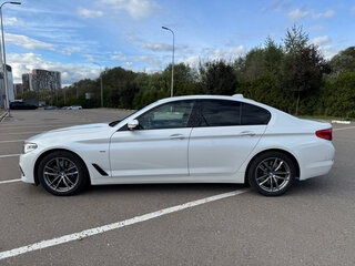 2018 BMW 5 серии 520d VII (G30/G31/G38), белый, 3450000 рублей, вид 1