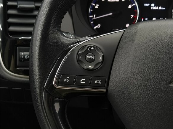 2018 Mitsubishi Outlander III Рестайлинг 2, синий, 1675000 рублей - вид 9