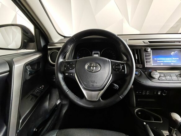 2018 Toyota RAV4 IV (XA40) Рестайлинг, красный, 1989000 рублей - вид 18