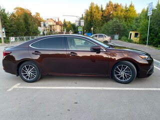 2015 Lexus ES 200 VI Рестайлинг, коричневый, 2200000 рублей, вид 3