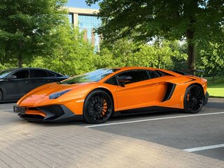 2015 Lamborghini Aventador LP750-4 Superveloce I, оранжевый, 53400000 рублей, вид 3