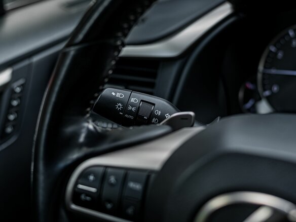2021 Lexus RX 300 IV Рестайлинг, белый, 4490000 рублей - вид 5