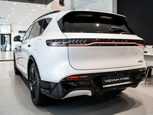 2026 Voyah Free I Рестайлинг, белый, 6940000 рублей - вид 3