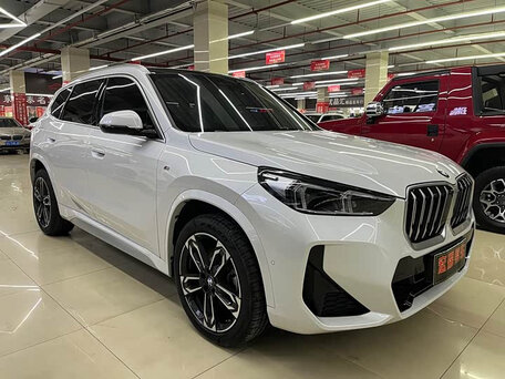 2025 BMW X1 Long 25Li sDrive III (U11/U12), белый, 4109636 рублей, вид 3