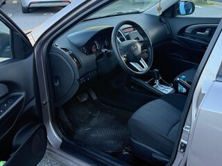 2010 Kia Ceed I Рестайлинг, бежевый, 750000 рублей, вид 5