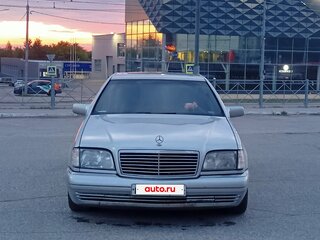 1994 Mercedes-Benz S-Класс 320 III (W140) Рестайлинг, серебристый, 530000 рублей, вид 2