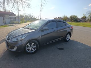 2014 Hyundai Solaris I Рестайлинг, чёрный, 980000 рублей, вид 3