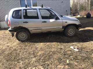 2006 Chevrolet Niva I, серебристый, 220000 рублей, вид 4