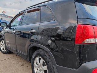 2009 Kia Sorento II, чёрный, 1550000 рублей, вид 4