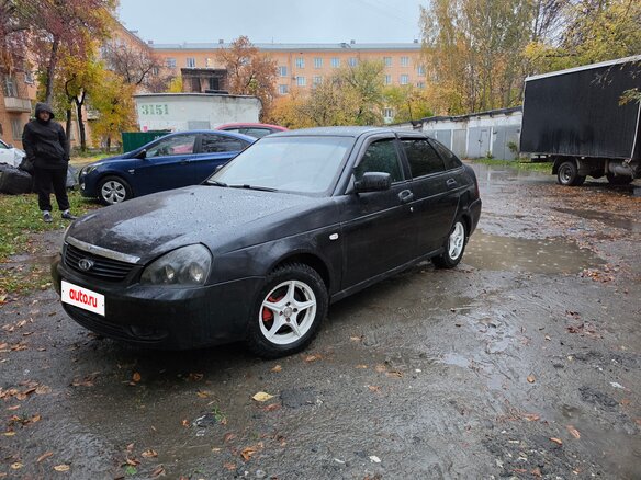 2008 Lada (ВАЗ) Priora I, чёрный, 150000 рублей - вид 2
