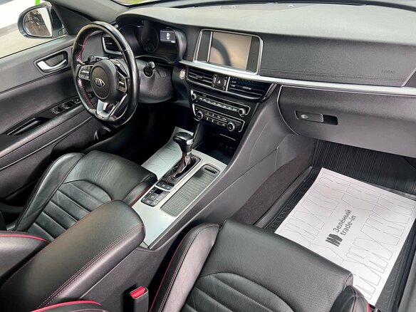 2019 Kia Optima IV Рестайлинг, белый, 1990000 рублей - вид 12