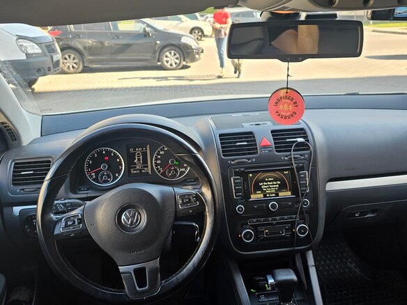 2009 Volkswagen Jetta V, белый, 750000 рублей - вид 5