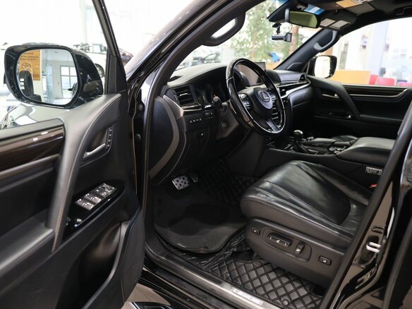 2020 Lexus LX 570 III Рестайлинг 2, чёрный, 12500000 рублей - вид 8