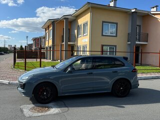 2017 Porsche Cayenne GTS II Рестайлинг (958), серый, 4500000 рублей, вид 3