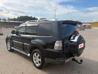 2007 Mitsubishi Pajero IV, чёрный, 1550000 рублей, вид 3