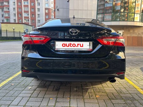 2018 Toyota Camry VIII (XV70), чёрный, 2290000 рублей, вид 5