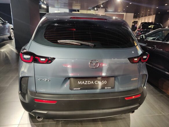 2024 Mazda CX-50, серый, 4740000 рублей - вид 6