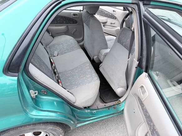 1999 Toyota Corolla VIII (E110), зелёный, 220000 рублей - вид 13