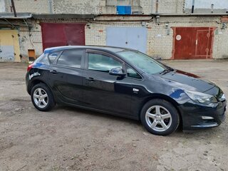 2014 Opel Astra J Рестайлинг, чёрный, 955000 рублей, вид 3
