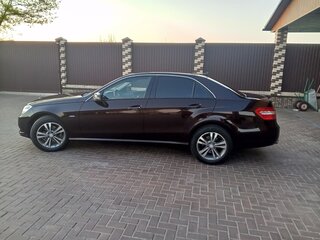 2011 Mercedes-Benz E-Класс 200 5G-Tronic IV (W212, S212, C207), коричневый, 1800000 рублей, вид 4