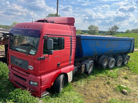 2007 MAN TGA, красный, 2350000 рублей, вид 1
