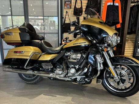 2017 Harley-Davidson Ultra Limited, золотистый, 1650000 рублей, вид 3