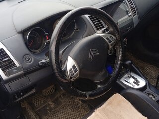 2012 Citroen C-Crosser, серый, 650000 рублей, вид 4