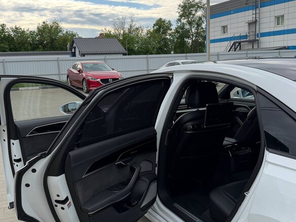 2020 Audi A8 55 TFSI IV (D5), белый, 6100000 рублей - вид 13