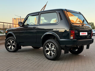 2024 Lada (ВАЗ) Niva Legend I, зелёный, 948000 рублей, вид 2