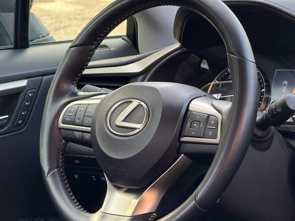 2022 Lexus RX 300 IV Рестайлинг, бежевый, 6150000 рублей - вид 11