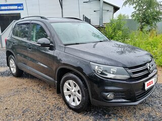 2013 Volkswagen Tiguan I Рестайлинг, чёрный, 850000 рублей, вид 3