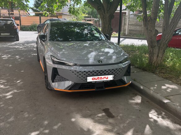 2024 Changan UNI-V I, серый, 2750000 рублей - вид 1