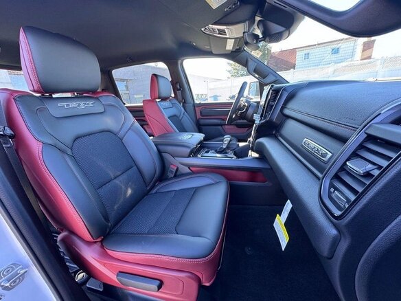 2023 Ram 1500 Crew Cab TRX V, белый, 11263000 рублей - вид 5