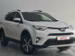 2015 Toyota RAV4 IV (XA40) Рестайлинг, белый, 2340000 рублей, вид 3