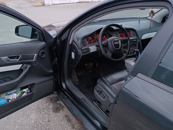 2006 Audi A6 III (C6), чёрный, 1000000 рублей - вид 4