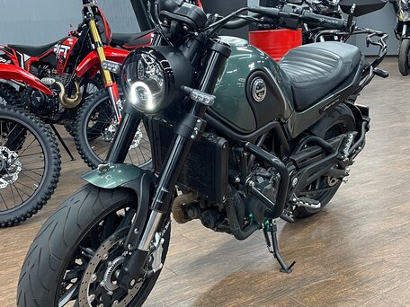 2025 Benelli Leoncino 500, зелёный, 515000 рублей, вид 2