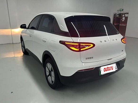 2025 Geely EX2, белый, 1691033 рублей - вид 5