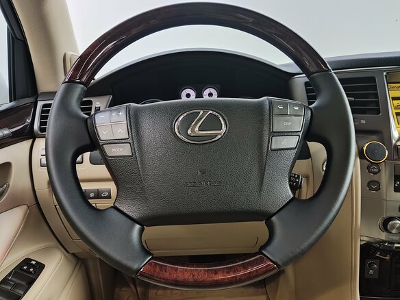 2009 Lexus LX 570 III, белый, 3200000 рублей - вид 9