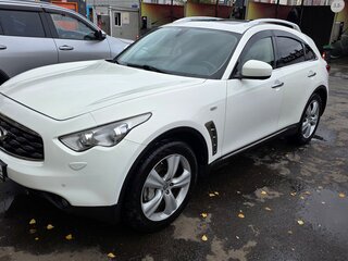 2010 Infiniti FX37 II (S51), белый, 1550000 рублей, вид 3