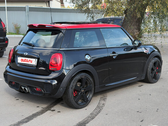 2016 Mini Hatch JCW III (F55/F56), чёрный, 2100000 рублей - вид 2