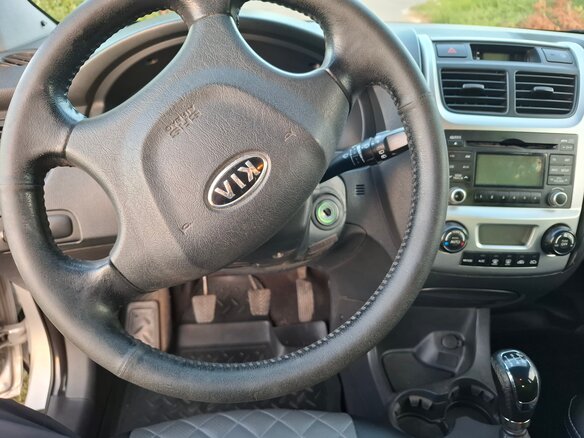 2010 Kia Sportage II Рестайлинг, серебристый - вид 13